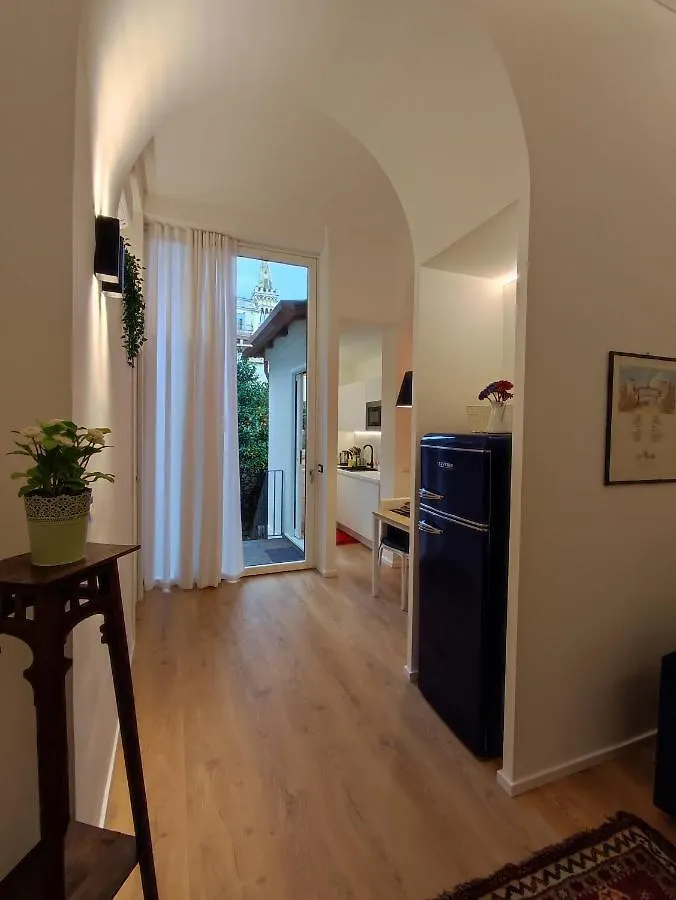 Dania Apartment Taormina 0*,  Italia